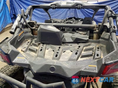 Zdjęcie 6 z 10 samochodu: 2018 CAN-AM MAVERICK X3 X RS TURBO R VIN:3JBVXAW44JK004518 - miniatura