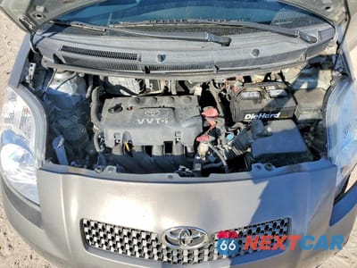 Zdjęcie 11 z 12 samochodu: 2007 TOYOTA YARIS VIN:JTDJT923275046000 - miniatura