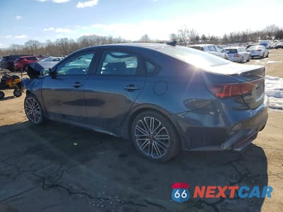 Drugie zdjęcie samochodu z przodu: 2023 KIA FORTE GT VIN:3KPF44AC4PE631771 - miniatura