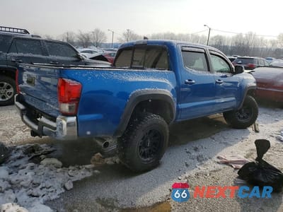 Trzecie zdjęcie samochodu z tyłu: 2016 TOYOTA TACOMA VIN:5TFCZ5AN8GX029385 - miniatura