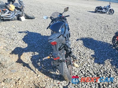 Czwarte zdjęcie samochodu z boku: 2025 YAMAHA YFZ320 A VIN:MH3RH25E1SK002381 - miniatura