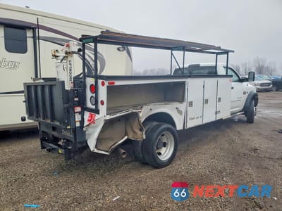 Trzecie zdjęcie samochodu z tyłu: 2012 DODGE RAM CHASSIS CAB UTILITY / SERVICE TRUCK VIN:3C7WDMCL2CG105685 - miniatura