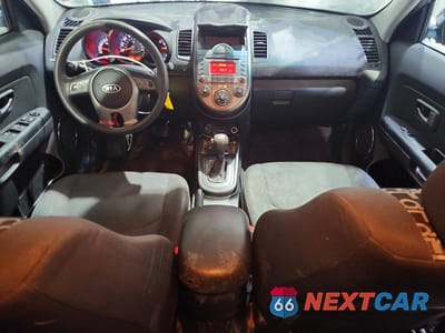 Zdjęcie 8 z 11 samochodu: 2011 KIA SOUL + VIN:KNDJT2A27B7218468 - miniatura