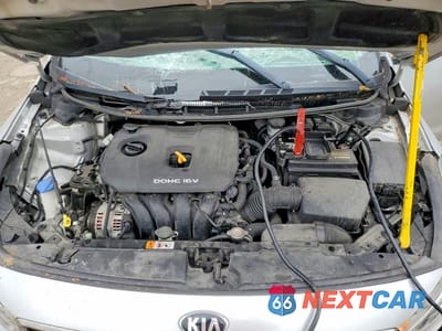 Zdjęcie 11 z 12 samochodu: 2018 KIA FORTE LX VIN:3KPFL4A70JE212281 - miniatura