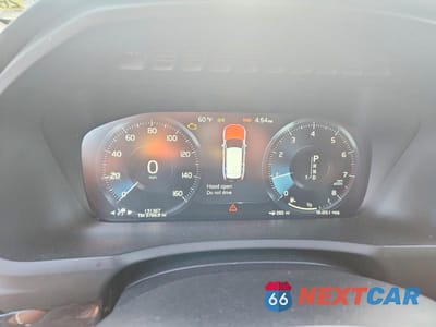 Zdjęcie 9 z 12 samochodu: 2019 VOLVO XC90 T6 MOMENTUM VIN:YV4A22PK4K1501033 - miniatura