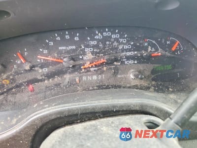Zdjęcie 9 z 12 samochodu: 2004 FORD E250 UTILITY / SERVICE VAN VIN:1FTNE24L44HB55598 - miniatura