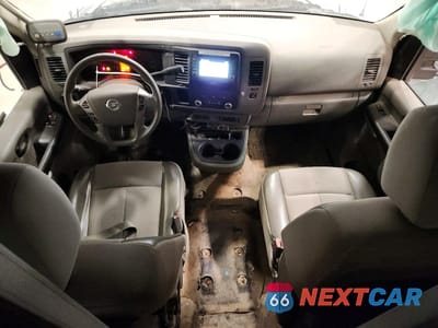 Zdjęcie 8 z 13 samochodu: 2019 NISSAN NV 2500 UTILITY / SERVICE VAN VIN:1N6AF0LY7KN806280 - miniatura