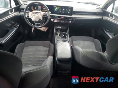 Zdjęcie 8 z 12 samochodu: 2026 KIA K5 LXS VIN:KNAG24J76T5434407 - miniatura