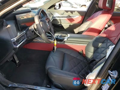 Zdjęcie 7 z 12 samochodu: 2025 BMW 740 I VIN:WBA23EH03SCU57501 - miniatura