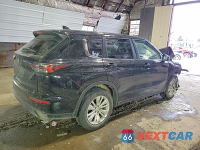 Trzecie zdjęcie samochodu z tyłu: 2025 MITSUBISHI OUTLANDER ES VIN:JA4J4UA85SZ020869 - miniatura