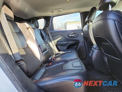 Zdjęcie 11 z 13 samochodu: 2020 JEEP CHEROKEE TRAILHAWK VIN:1C4PJMBXXLD627637 - miniatura