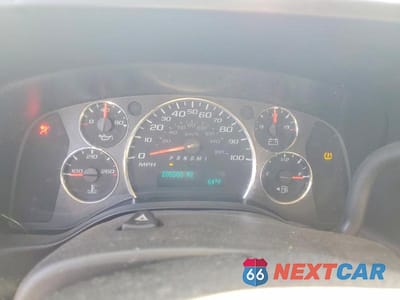 Zdjęcie 9 z 12 samochodu: 2020 CHEVROLET EXPRESS 2500 CARGO UTILITY / SERVICE VAN VIN:1GCWGAFG0L1116250 - miniatura