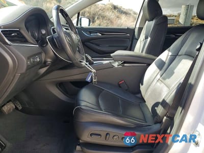 Zdjęcie 7 z 12 samochodu: 2021 BUICK ENCLAVE AVENIR VIN:5GAEVCKW9MJ219423 - miniatura
