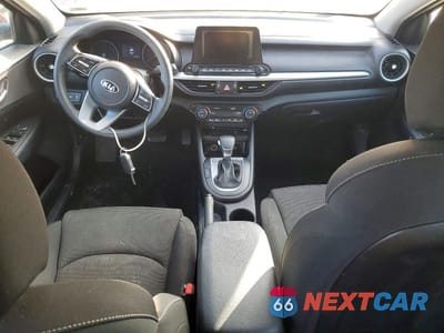 Zdjęcie 8 z 11 samochodu: 2019 KIA FORTE LXS VIN:3KPF24AD5KE080077 - miniatura