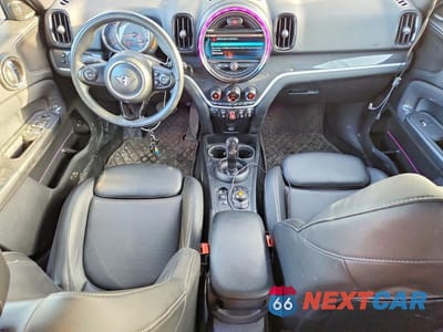 Zdjęcie 8 z 13 samochodu: 2020 MINI COOPER S COUNTRYMAN ALL4 VIN:WMZYX1C0XL3L16914 - miniatura