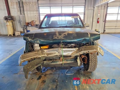 Piąte zdjęcie samochodu w środku: 1995 DODGE DAKOTA VIN:1B7GG23X0SS196706 - miniatura