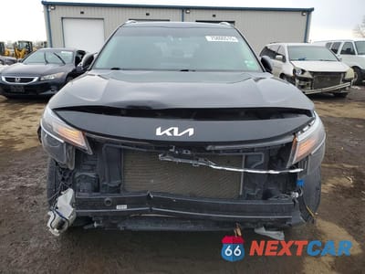 Piąte zdjęcie samochodu w środku: 2023 KIA SELTOS EX VIN:KNDERCAAXP7407622 - miniatura