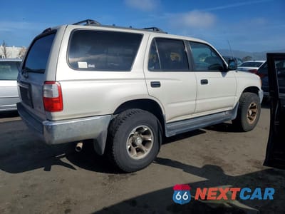Trzecie zdjęcie samochodu z tyłu: 1999 TOYOTA 4RUNNER BASE VIN:JT3GM84R9X0046659 - miniatura