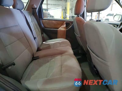 Zdjęcie 11 z 13 samochodu: 2005 FORD ESCAPE XLT VIN:1FMYU931X5KB76710 - miniatura