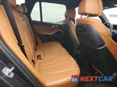 Zdjęcie 10 z 12 samochodu: 2020 BMW X5 M50I VIN:5UXJU4C02L9C77634 - miniatura