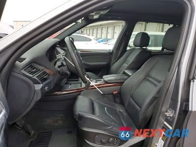Zdjęcie 7 z 13 samochodu: 2011 BMW X5 XDRIVE50I VIN:5UXZV8C58BL420569 - miniatura