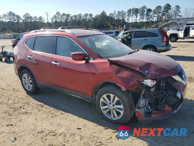 Czwarte zdjęcie samochodu z boku: 2016 NISSAN ROGUE S VIN:KNMAT2MT5GP620159 - miniatura