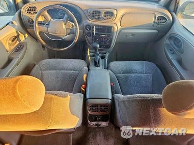 Zdjęcie 8 z 12 samochodu: 2002 CHEVROLET TRAILBLAZR VIN:1GNDT13S922181772 - miniatura