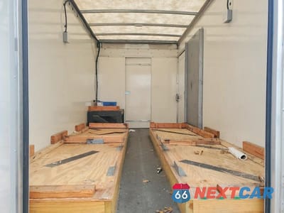 Zdjęcie 11 z 12 samochodu: 2022 CHEV EXPRESS G3500 VIN:1HA0GSF76NN012882 - miniatura