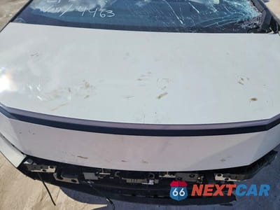 Zdjęcie 11 z 13 samochodu: 2024 TESLA CYBERTRUCK VIN:7G2CEHED7RA014463 - miniatura