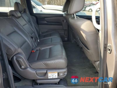 Zdjęcie 11 z 13 samochodu: 2015 HONDA ODYSSEY EXL VIN:5FNRL5H62FB118565 - miniatura