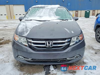 Piąte zdjęcie samochodu w środku: 2017 HONDA ODYSSEY TOURING VIN:5FNRL5H91HB016137 - miniatura