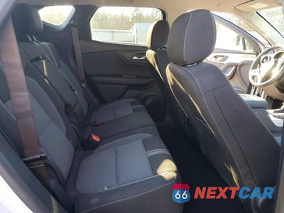 Zdjęcie 11 z 12 samochodu: 2024 CHEVROLET BLAZER 2LT VIN:3GNKBCR42RS285792 - miniatura