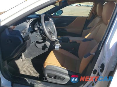 Zdjęcie 7 z 12 samochodu: 2022 LEXUS ES 250 BASE VIN:58AD11D16NU008843 - miniatura