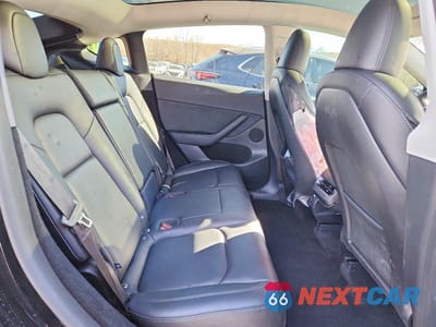 Zdjęcie 11 z 14 samochodu: 2025 TESLA MODEL Y VIN:7SAYGDEFXSF265227 - miniatura