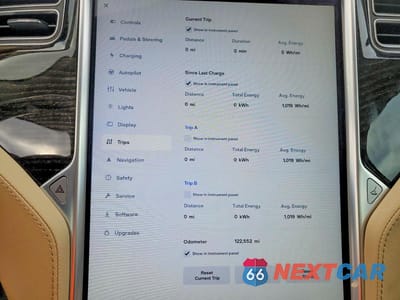 Zdjęcie 9 z 11 samochodu: 2016 TESLA MODEL S VIN:5YJSA1E10GF161148 - miniatura