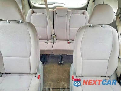 Zdjęcie 10 z 13 samochodu: 2016 KIA SEDONA LX VIN:KNDMB5C11G6195398 - miniatura