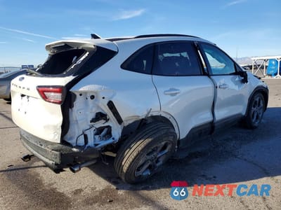 Trzecie zdjęcie samochodu z tyłu: 2026 FORD ESCAPE ST LINE VIN:1FMCU0MN4TUA32689 - miniatura