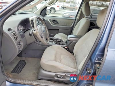 Zdjęcie 7 z 11 samochodu: 2005 FORD ESCAPE XLT VIN:1FMYU03195KE23257 - miniatura