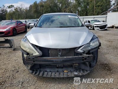 Piąte zdjęcie samochodu w środku: 2018 NISSAN SENTRA SV VIN:3N1AB7AP2JY242057 - miniatura
