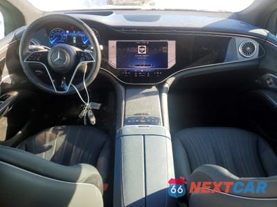 Zdjęcie 8 z 12 samochodu: 2023 MERCEDES-BENZ EQS SUV 580 4MATIC VIN:4JGDM4EB2PA018412 - miniatura