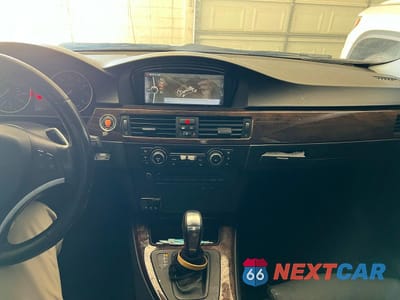 Zdjęcie 9 z 11 samochodu: 2011 BMW 328 I VIN:WBAKE3C50BE557478 - miniatura