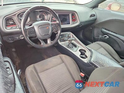 Zdjęcie 8 z 12 samochodu: 2021 DODGE CHALLENGER SXT VIN:2C3CDZAG4MH552513 - miniatura