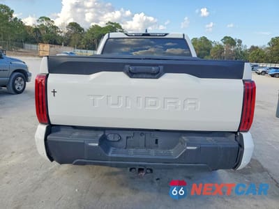 Zdjęcie 6 z 11 samochodu: 2024 TOYOTA TUNDRA CREWMAX SR VIN:5TFLA5AB5RX034897 - miniatura