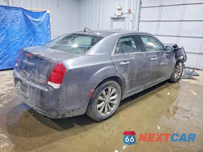 Trzecie zdjęcie samochodu z tyłu: 2017 CHRYSLER 300C VIN:2C3CCAKG5HH566770 - miniatura