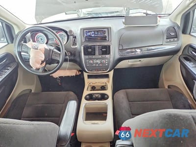 Zdjęcie 8 z 12 samochodu: 2013 DODGE GRAND CARAVAN SXT VIN:2C4RDGCGXDR753902 - miniatura