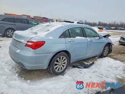 Trzecie zdjęcie samochodu z tyłu: 2013 CHRYSLER 200 VIN:1C3CCBBB2DN684982 - miniatura
