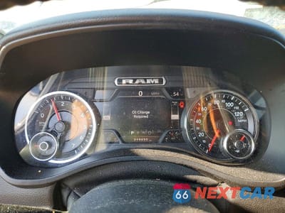 Zdjęcie 9 z 12 samochodu: 2020 RAM TRUCKS 1500 BIG HORN/LONE STAR VIN:1C6SRFFT8LN385406 - miniatura