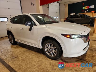 Czwarte zdjęcie samochodu z boku: 2025 MAZDA CX-5 PREFERRED VIN:JM3KFBCL9S0588760 - miniatura