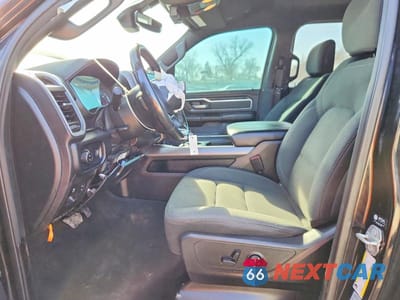 Zdjęcie 7 z 12 samochodu: 2021 RAM 1500 BIG HORN/LONE STAR VIN:1C6SRFBT1MN730945 - miniatura