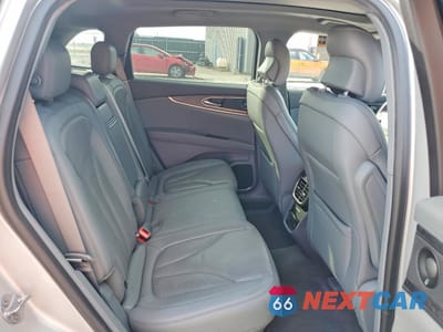 Zdjęcie 11 z 14 samochodu: 2019 LINCOLN NAUTILUS RESERVE VIN:2LMPJ8L92KBL66788 - miniatura